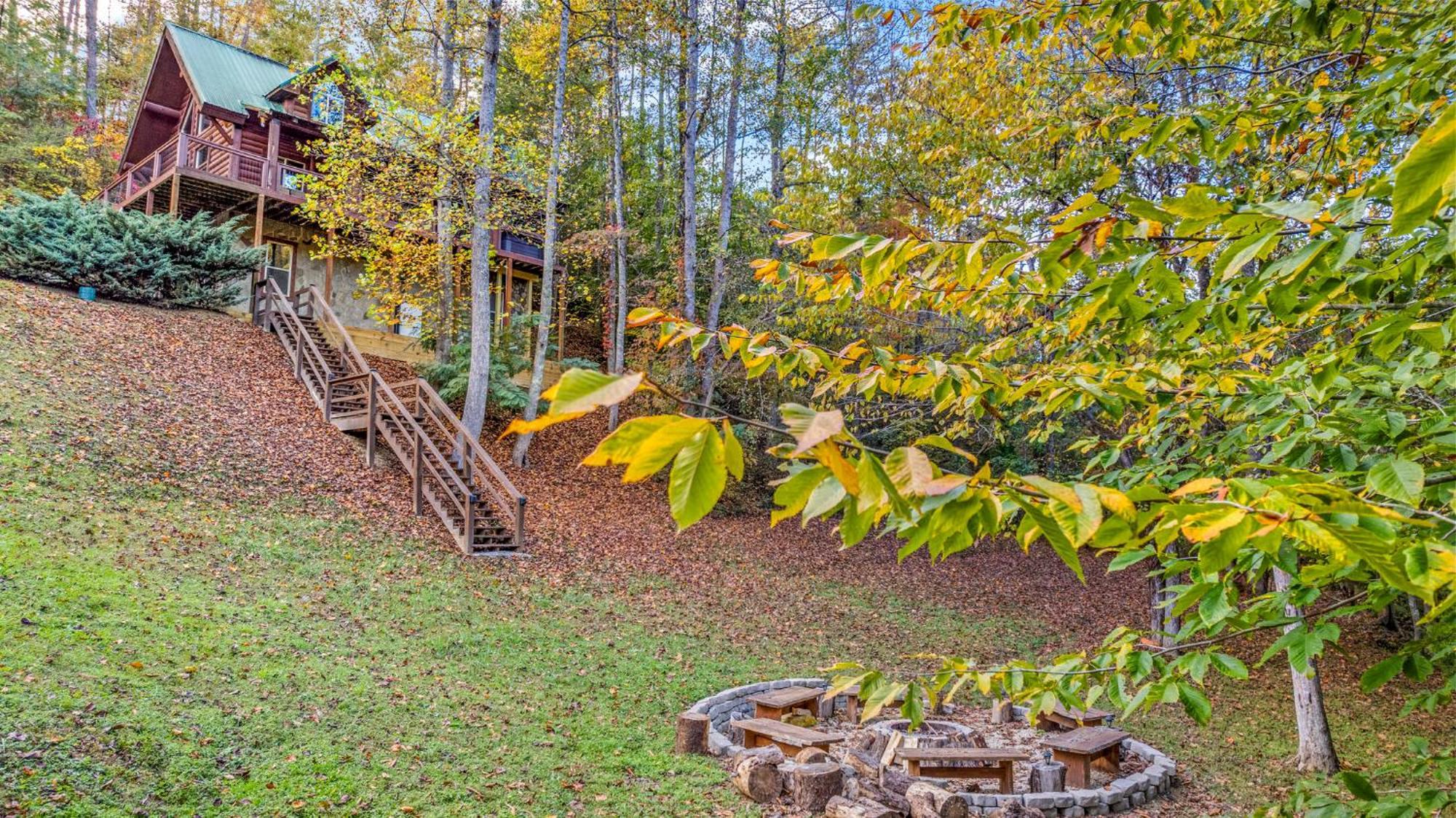 Relaxation Retreat - Pickleball Cabin - Wi-Fi, Fire Pit With Bar, Game Room, Hot Tub, Pool Access - Mins To Pf Sevierville Exteriér fotografie