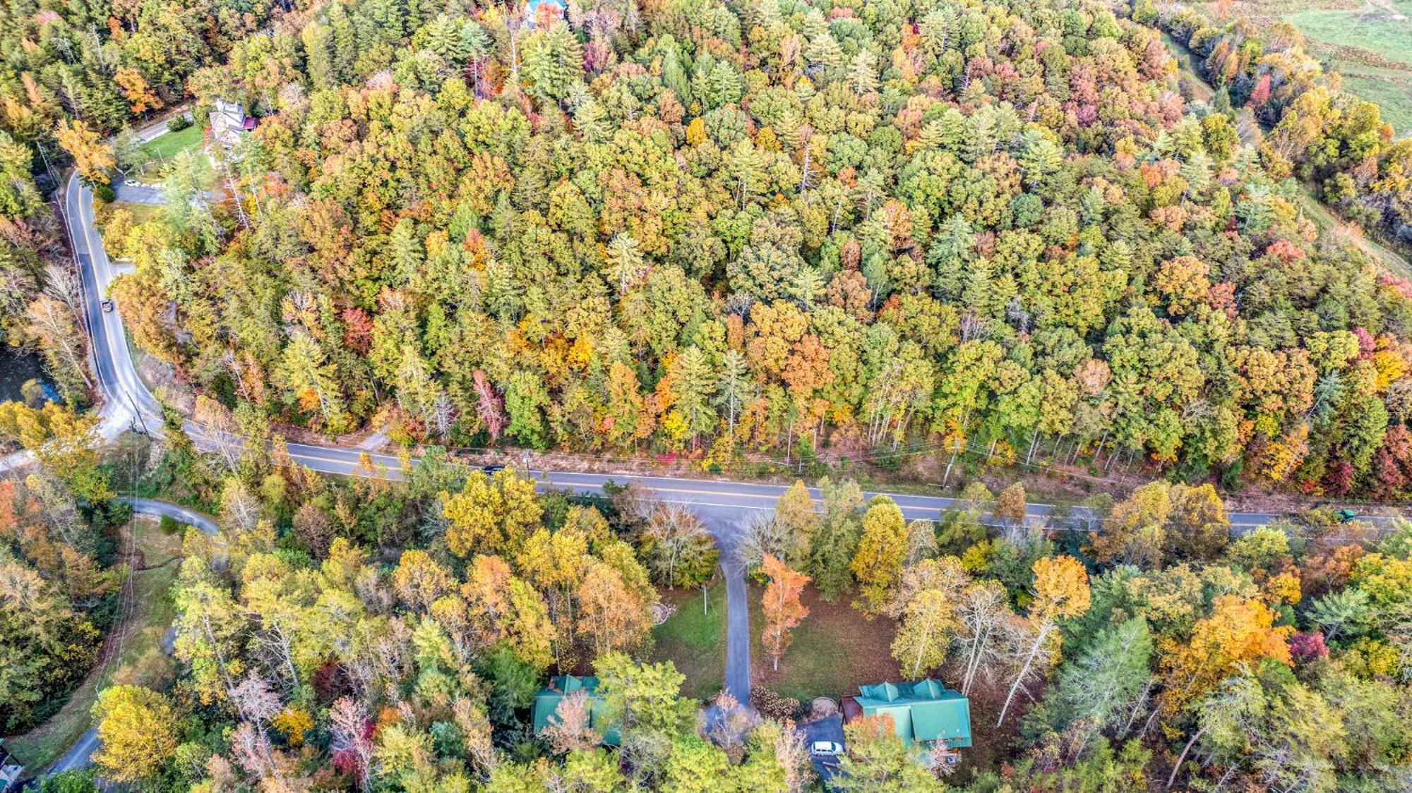 Relaxation Retreat - Pickleball Cabin - Wi-Fi, Fire Pit With Bar, Game Room, Hot Tub, Pool Access - Mins To Pf Sevierville Exteriér fotografie