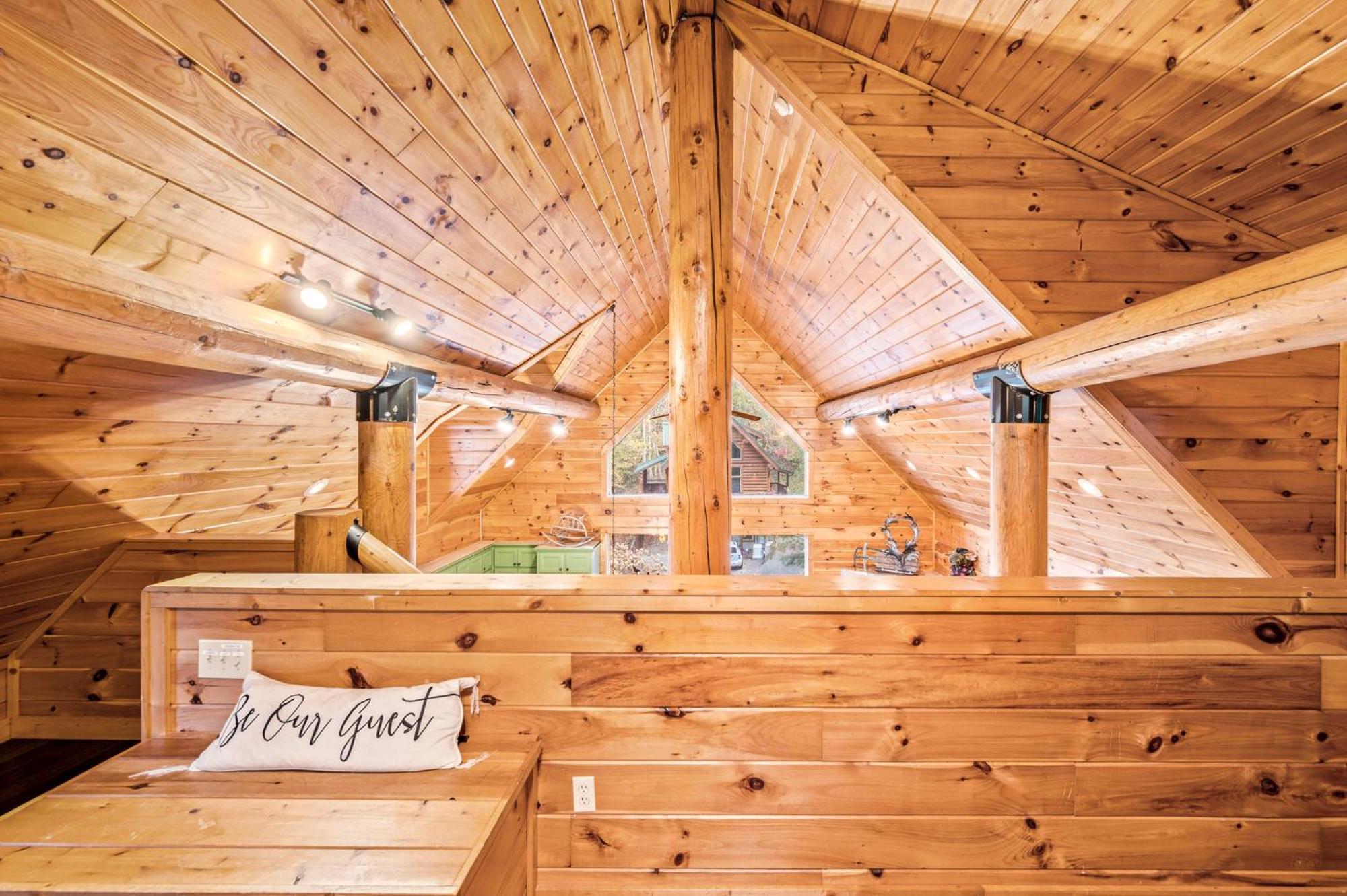 Relaxation Retreat - Pickleball Cabin - Wi-Fi, Fire Pit With Bar, Game Room, Hot Tub, Pool Access - Mins To Pf Sevierville Exteriér fotografie
